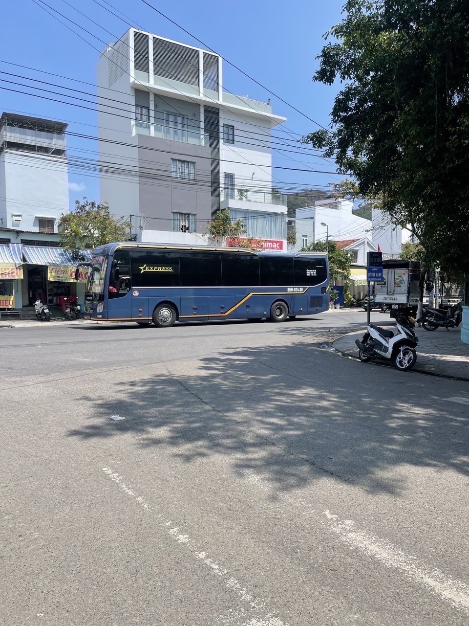 NHÀ & ĐẤT MẶT TIỀN ĐƯỜNG SƯ VẠN HẠNH - PHƯỜNG BẮC NHA TRANG.