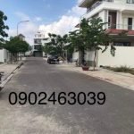 Cần bán lô đất hướng Đông Nam, cạnh bệnh viện đường trải nhựa, xây dựng ở ngay