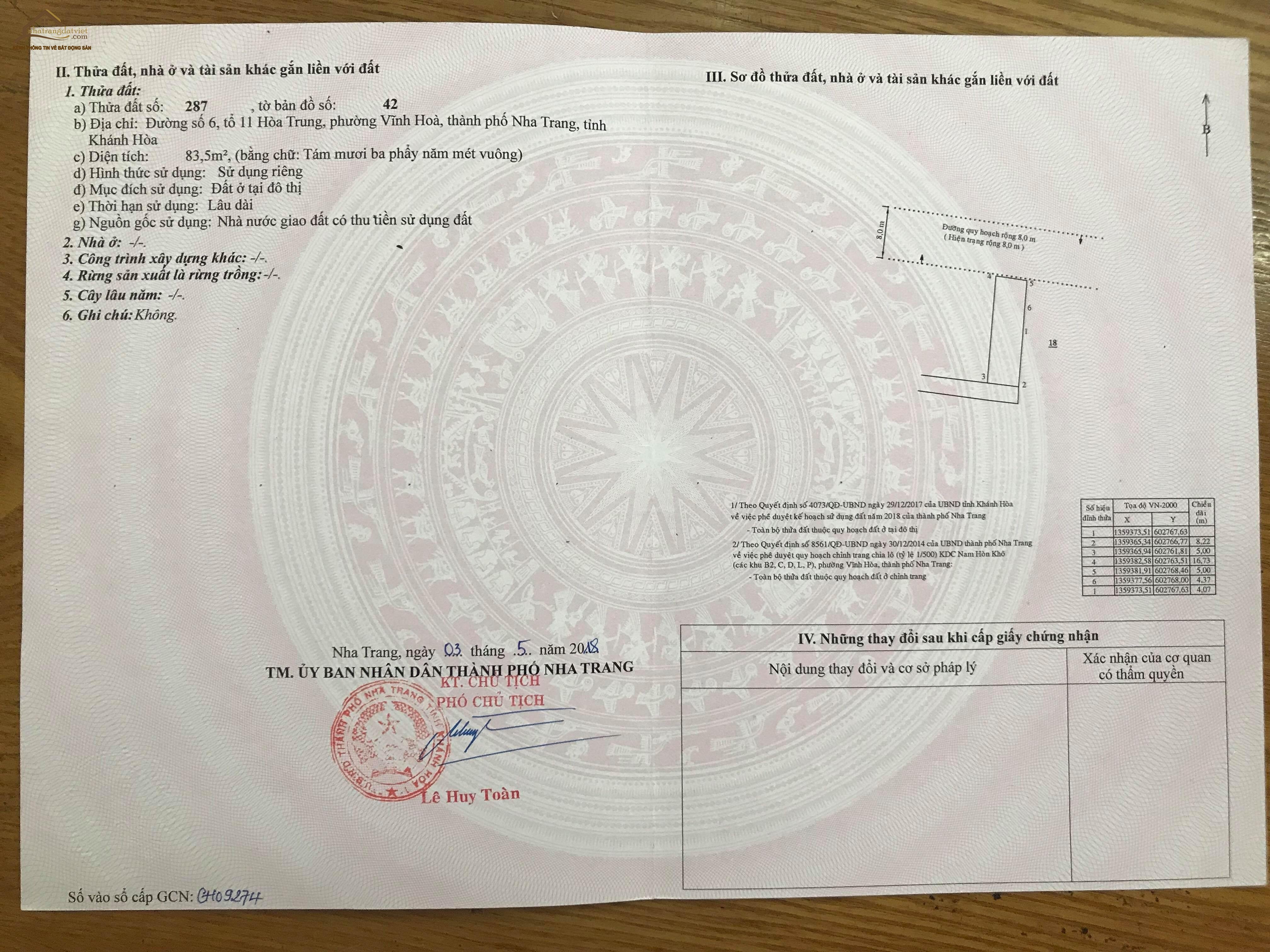 Cần bán 300m đất hướng nam 3 mặt tiền, đối diện chung cư Bình Phú