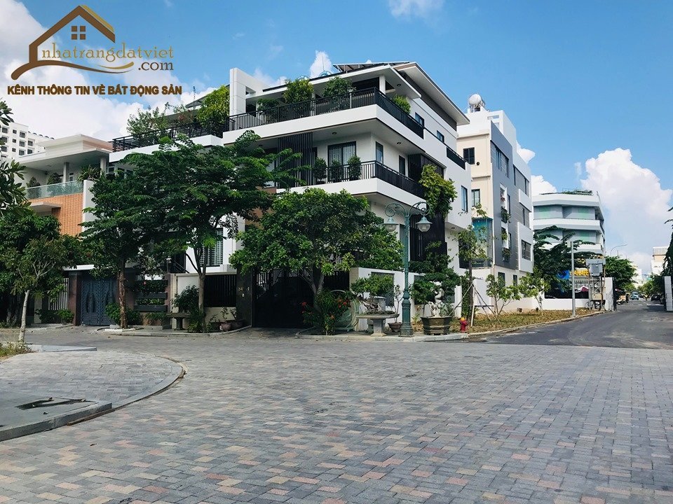 Lô biệt thự BT09 đối diện công viên Khu Đô Thị Phước Long, Nha Trang Giá 24tr/m2