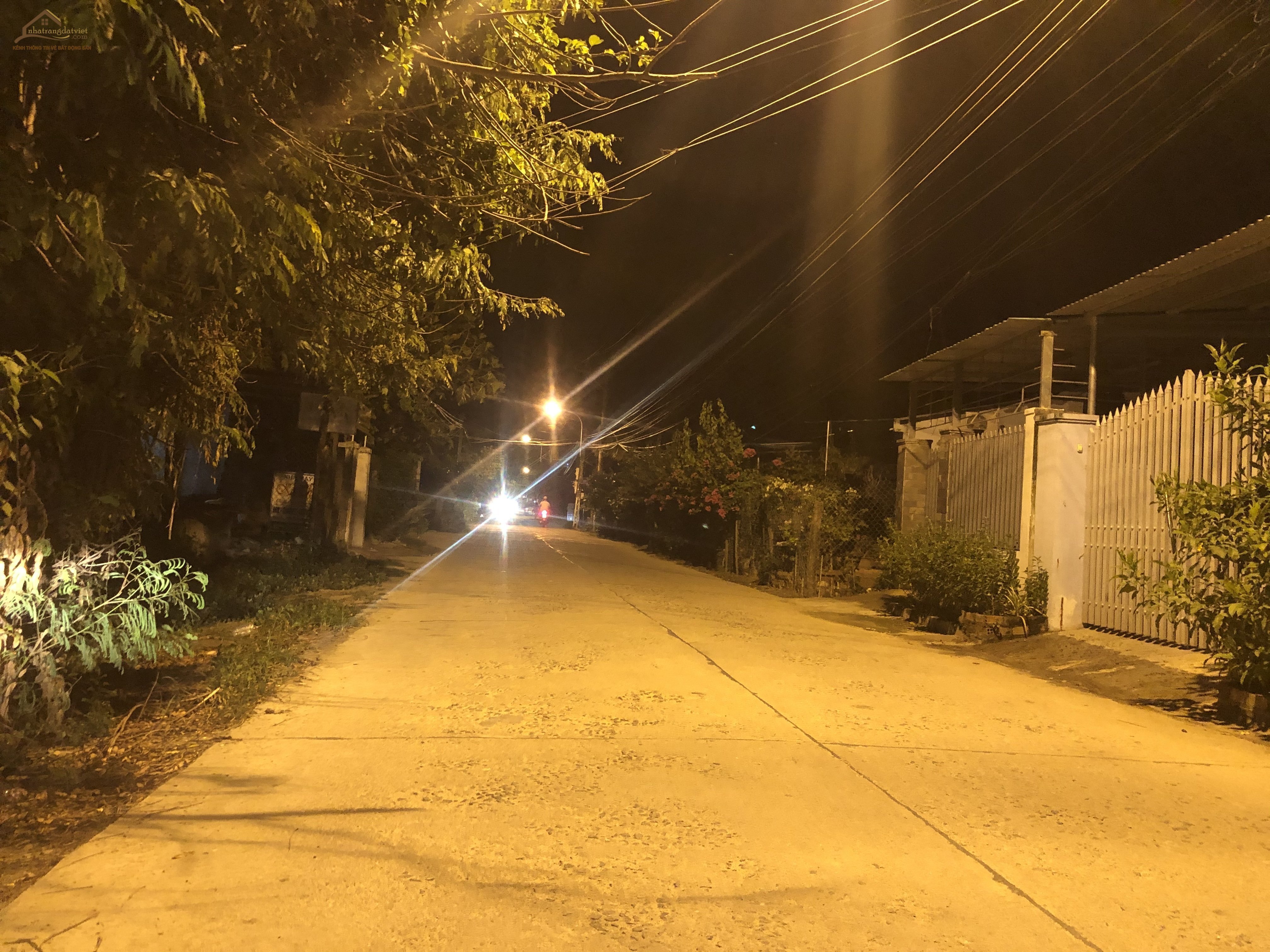 Bán đất bên hông bến Xe Phía Nam, mặt tiền hương lộ 45, cách 23/10 150m giá 13tr/m2