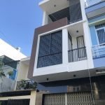 Bán nhà mới mặt tiền đường 12m phường phước hải trung tâm tp. nha trang