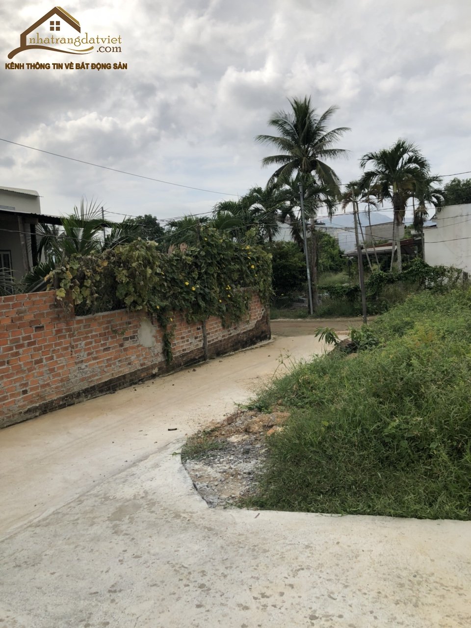 Bán lô đất thổ cư sổ hồng 2 mặt tiền hẻm 4m xã vĩnh phương nha trang cách đường quốc lộ 50m