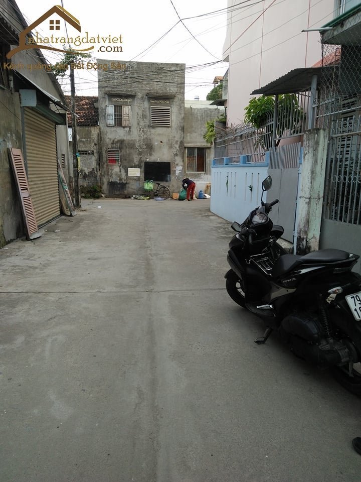 Bán căn nhà đường phòng không nha trang vị trí hấp dẫn