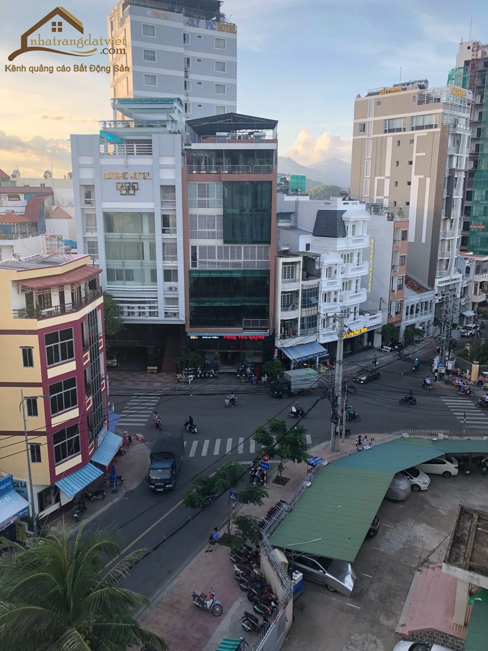 Bán khách sạn 7 tầng mới, đẹp gần biển gần chợ đầm nha trang giá 16.9 tỷ