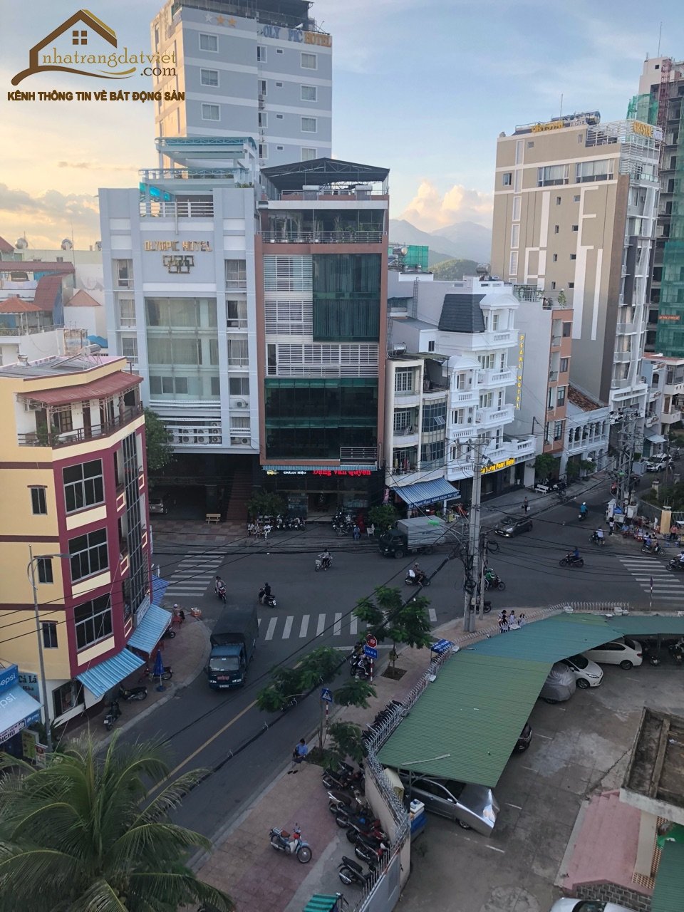 Bán khách sạn 7 tầng mới, đẹp gần biển gần chợ đầm nha trang