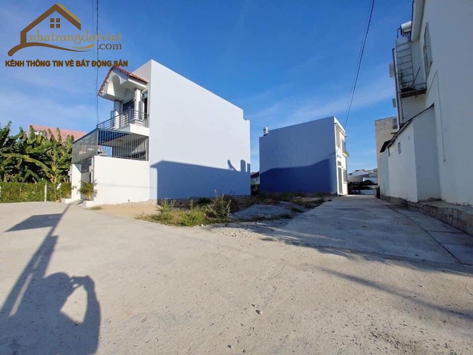 Lô đất Làng biệt thự Vĩnh Thạnh, Nha Trang Giá 12tr/m2