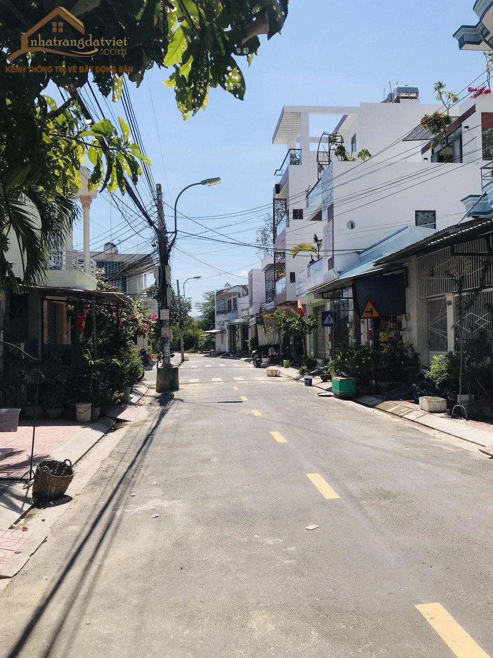 Bán nhà cấp 4 đường Đặng Thai Mai khu dân cư Hòn Rớ, Phước Đồng, Nha Trang