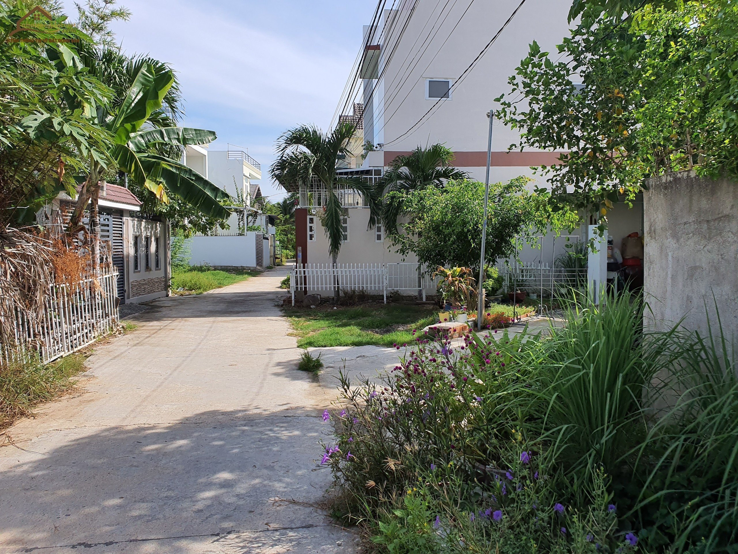 Bán 2 Lô đất đẹp giá 12tr/m2 tại làng biệt thự Vĩnh Thạnh, Nha Trang.