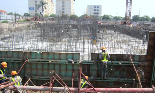 Giá nhà còn cao còn do... ngành điện?