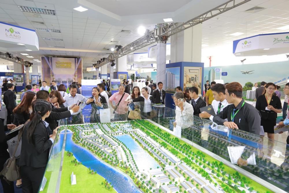 Cuối năm đại gia địa ốc ráo riết săn vốn ngoại