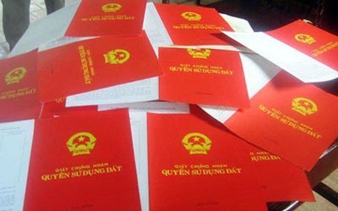 Hà Nội: “Thúc” tiến độ cấp sổ đỏ cho dân