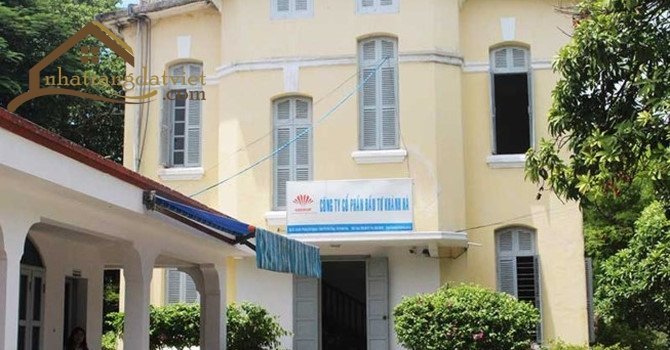 Lầu Bảo Đại ở Nha Trang bị cho thuê "giá bèo"