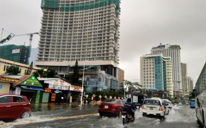Nguyên nhân gây ngập nhiều nơi ở Nha Trang !!!