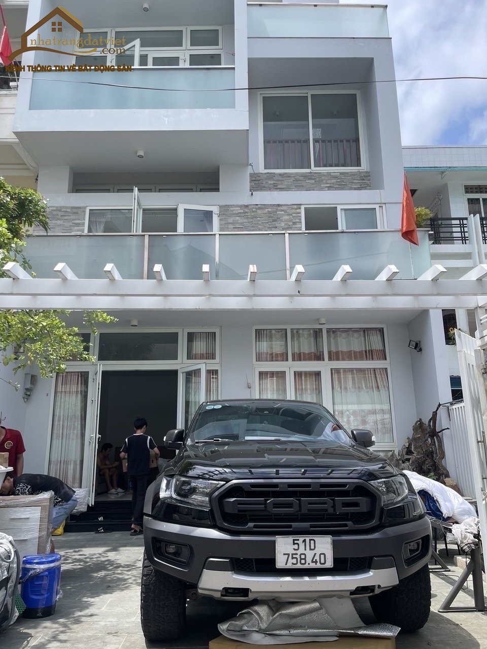 BÁN NHÀ TRUNG TÂM THÀNH PHỐ ĐƯỜNG 2 THÁNG 4 - HÀ THANH - P. VẠN THẮNG - NHA TRANG.