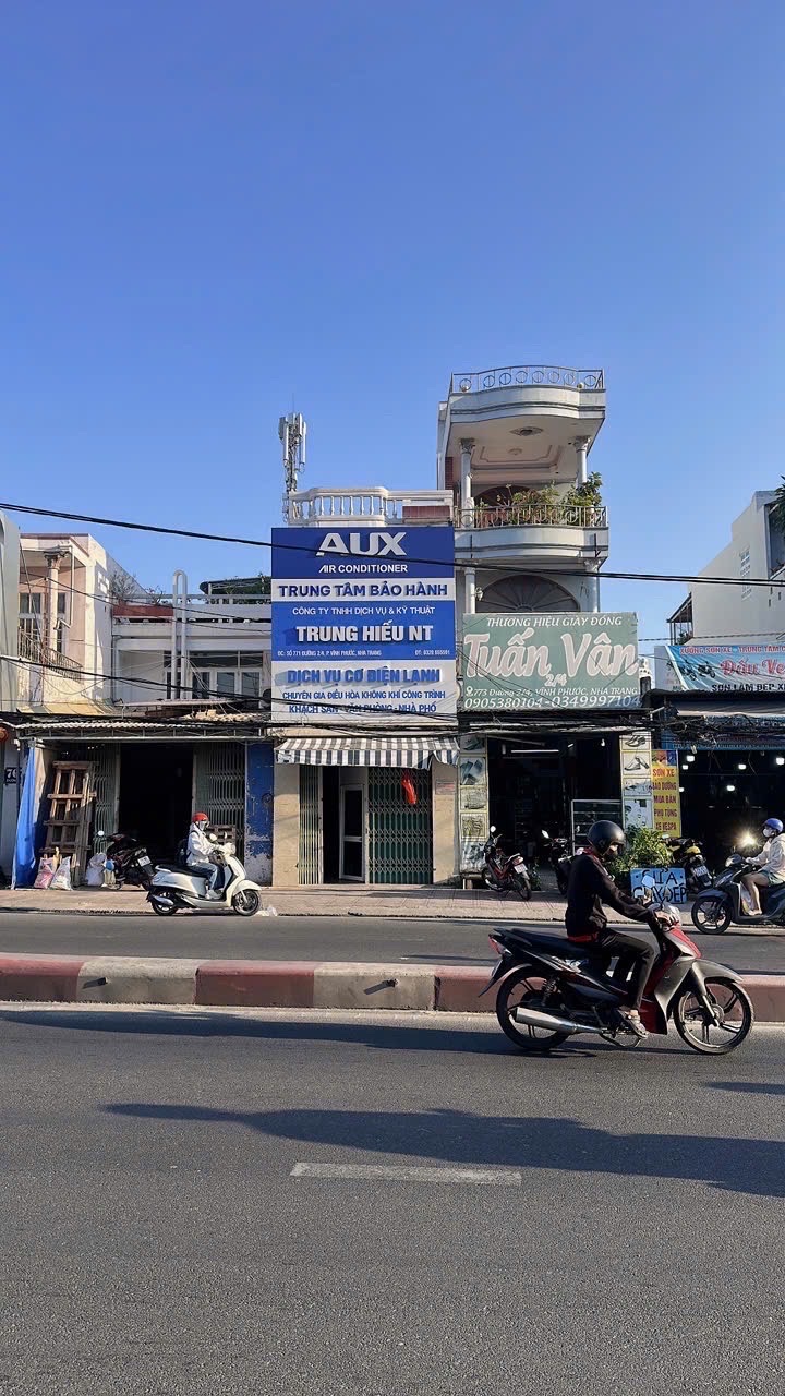 NHÀ CẦN BÁN GIÁ ĐẦU TƯ!